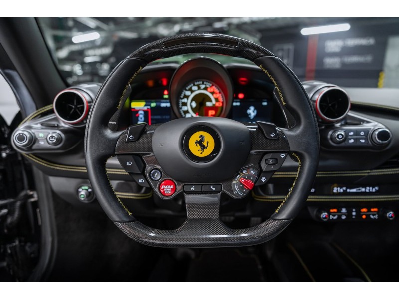 Ferrari F8 Individual 2021