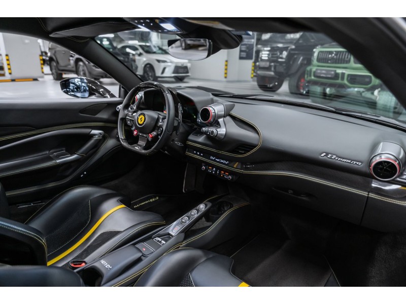 Ferrari F8 Individual 2021