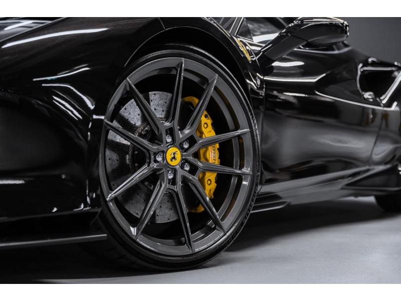 Ferrari F8 Individual 2021