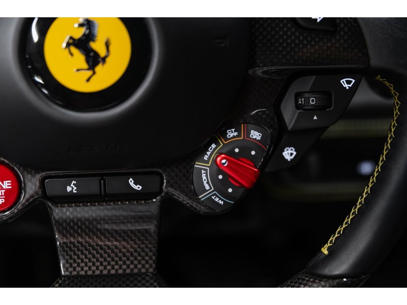 Ferrari F8 Individual 2021