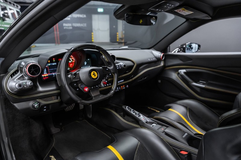 Ferrari F8 Individual 2021