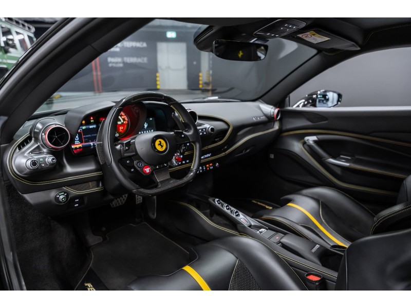 Ferrari F8 Individual 2021