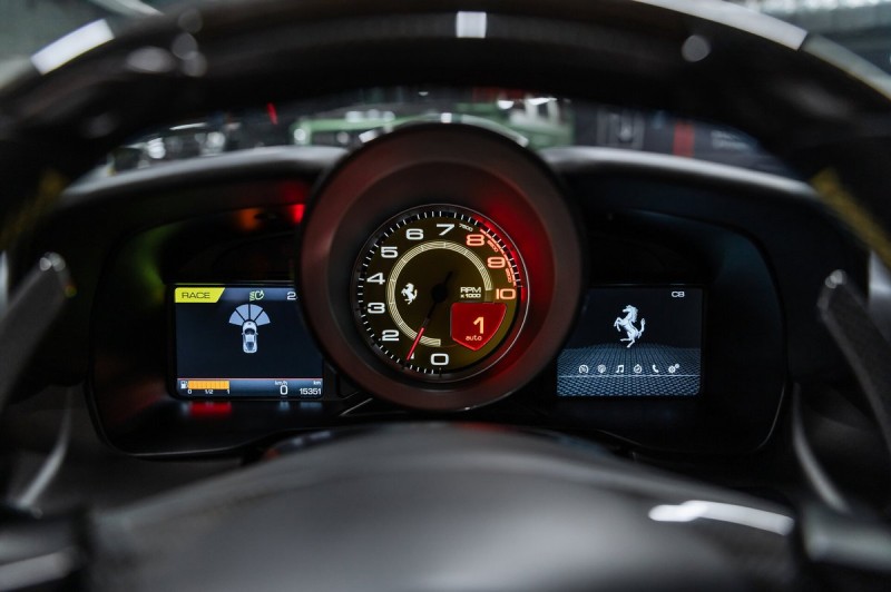 Ferrari F8 Individual 2021