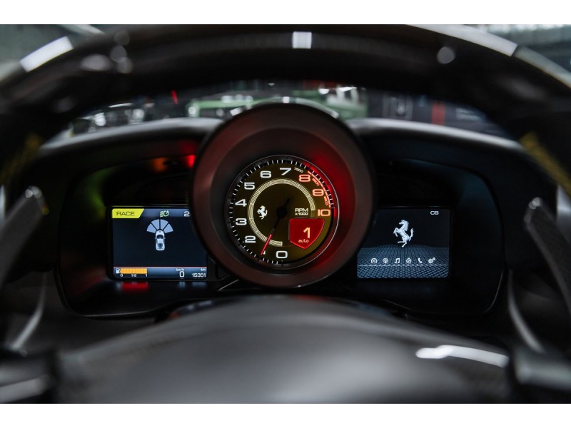 Ferrari F8 Individual 2021