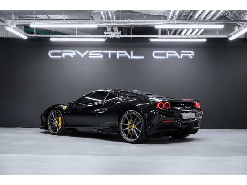 Ferrari F8 Individual 2021