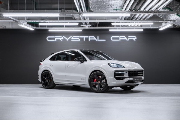 Porsche Cayenne GTS Coupé 2025