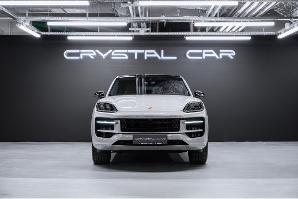 Porsche Cayenne GTS Coupé 2025