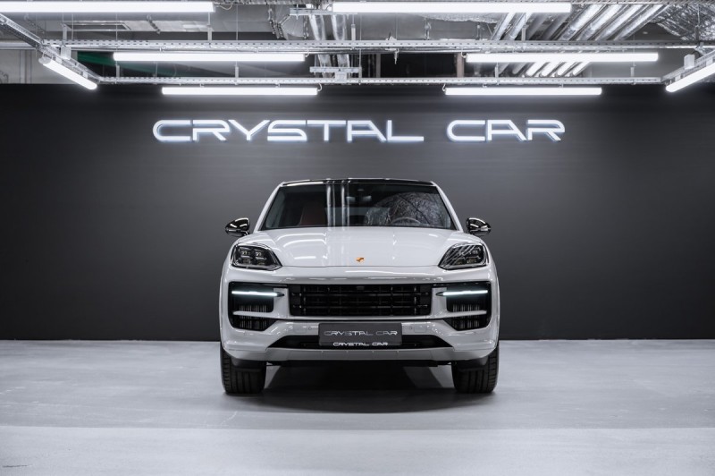 Porsche Cayenne GTS Coupé 2025