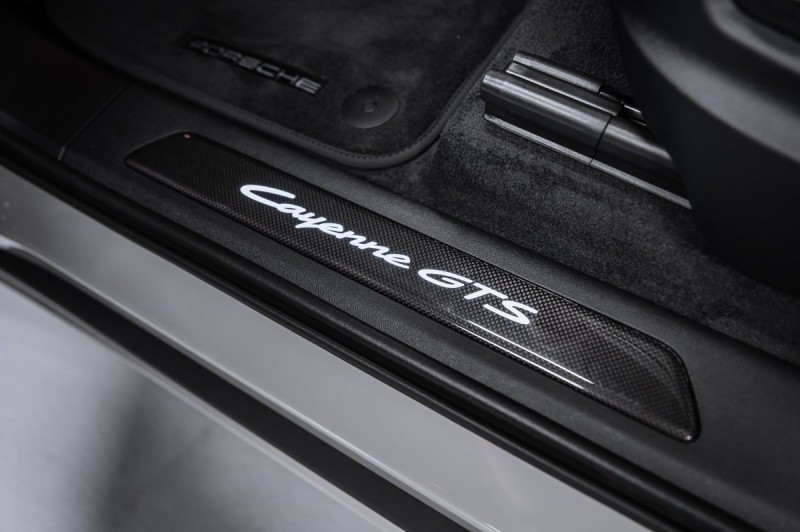 Porsche Cayenne GTS Coupé 2025
