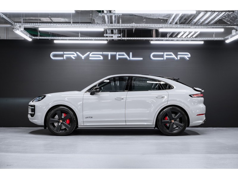 Porsche Cayenne GTS Coupé 2025