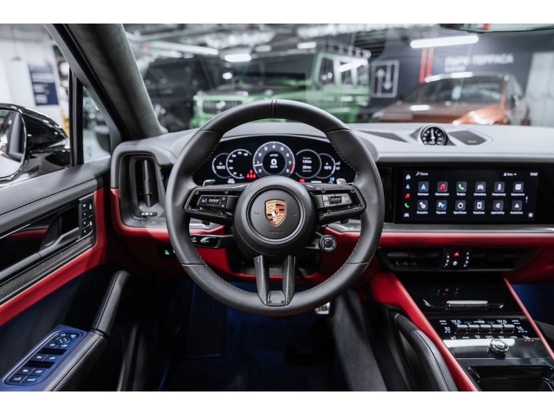 Porsche Cayenne GTS Coupé 2025