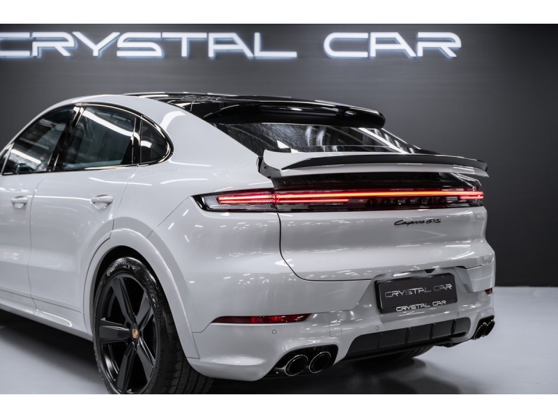 Porsche Cayenne GTS Coupé 2025