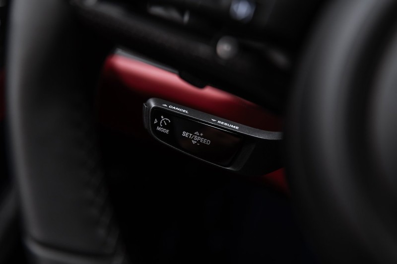 Porsche Cayenne GTS Coupé 2025
