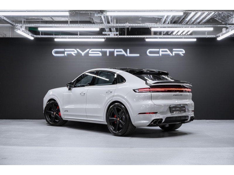 Porsche Cayenne GTS Coupé 2025