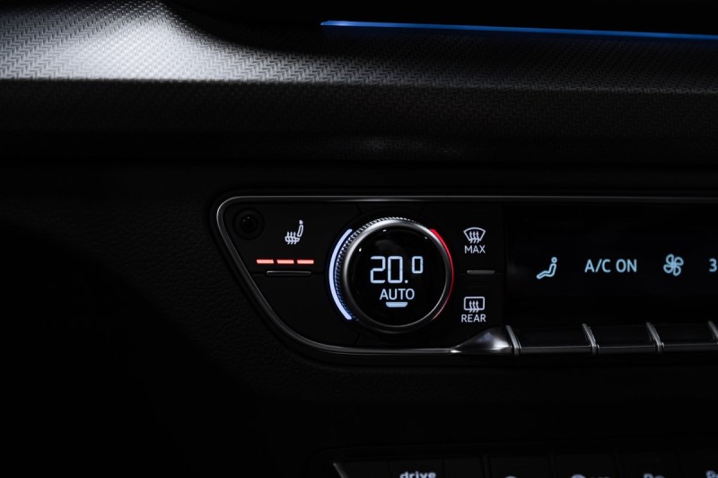 Audi Q5 45 TFSI quattro Luxury Dynamic 2025