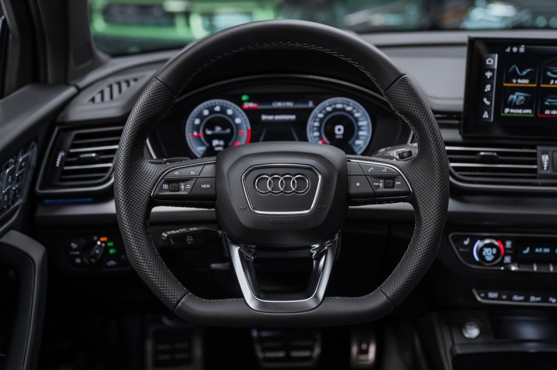 Audi Q5 45 TFSI quattro Luxury Dynamic 2025