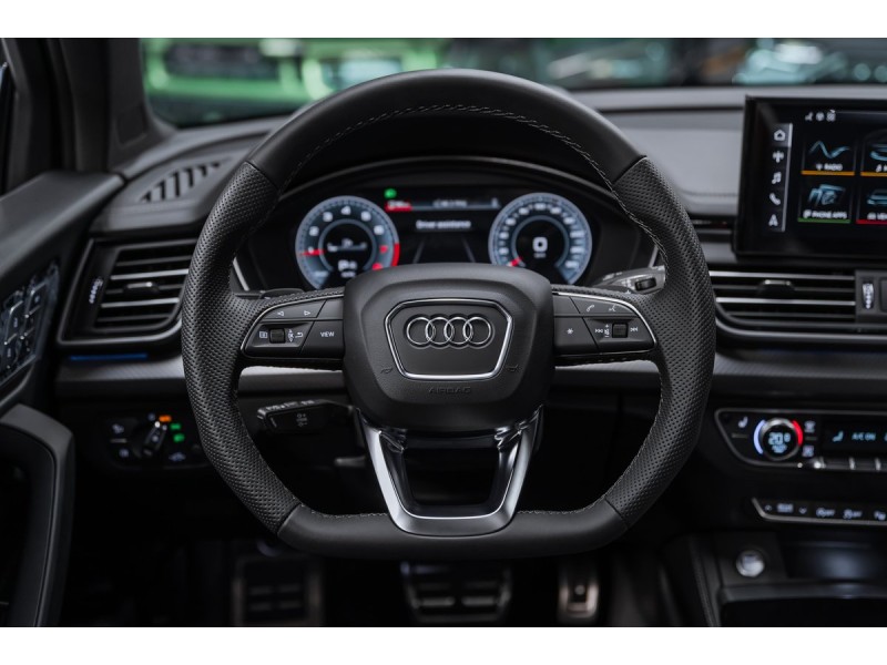 Audi Q5 45 TFSI quattro Luxury Dynamic 2025