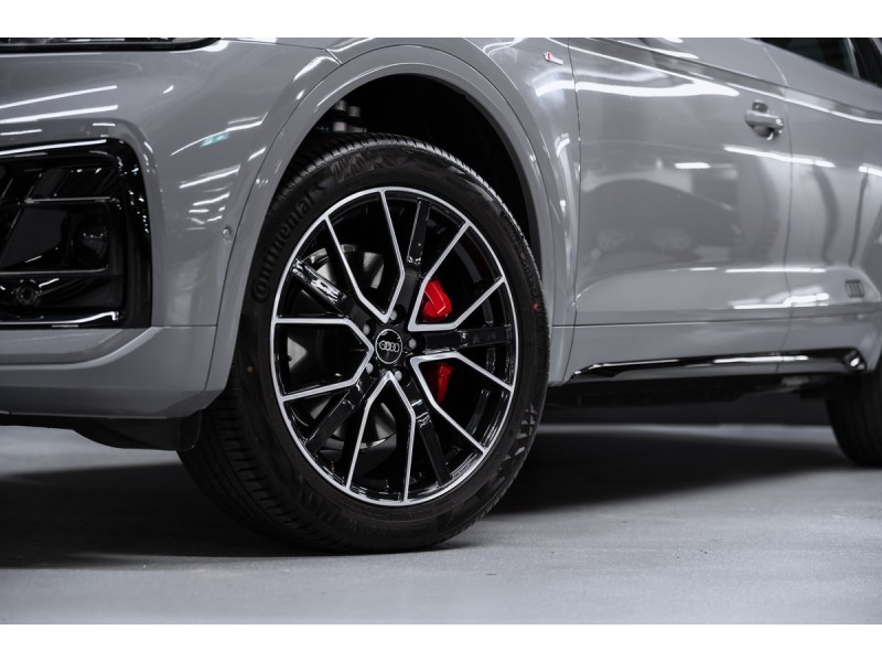 Audi Q5 45 TFSI quattro Luxury Dynamic 2025