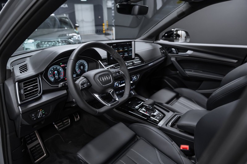Audi Q5 45 TFSI quattro Luxury Dynamic 2025