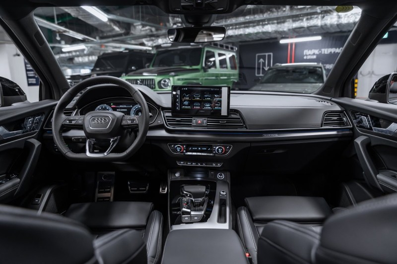 Audi Q5 45 TFSI quattro Luxury Dynamic 2025