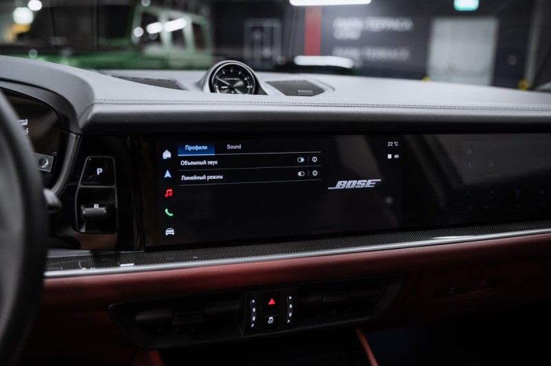 Porsche Cayenne Coupe Base - 2025