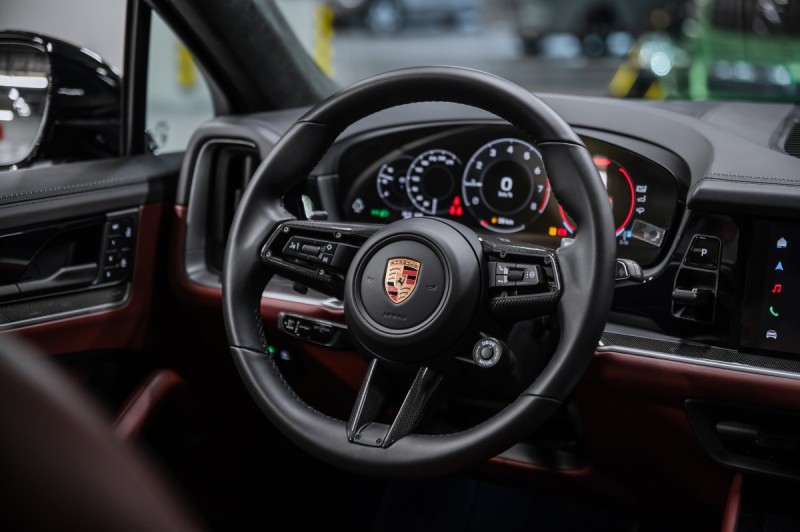 Porsche Cayenne Coupe Base - 2025