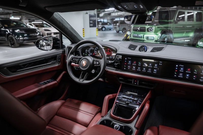 Porsche Cayenne Coupe Base - 2025