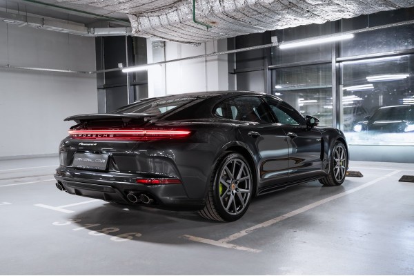 Porsche Panamera Panamera 4 E-Hybrid 2025