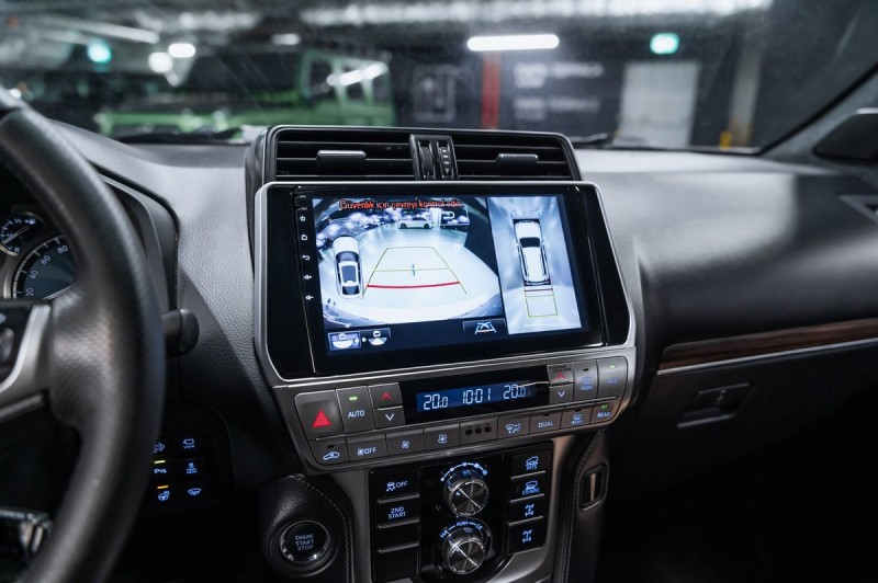 Toyota Land Cruiser Prado Престиж 2020
