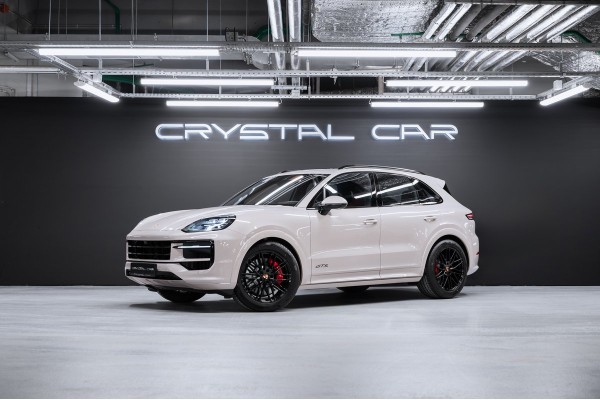 Porsche Cayenne GTS 2025