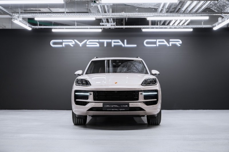 Porsche Cayenne GTS 2025