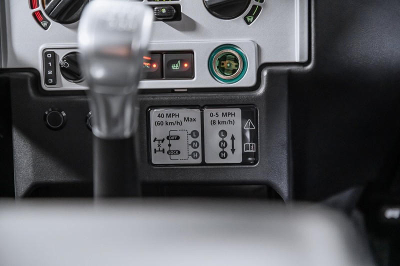 Land Rover Defender SE 2008
