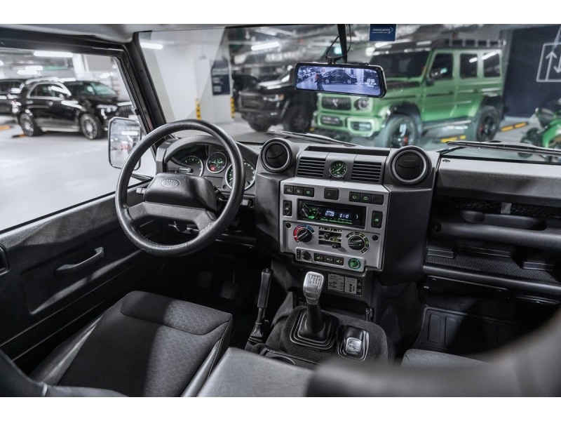 Land Rover Defender SE 2008