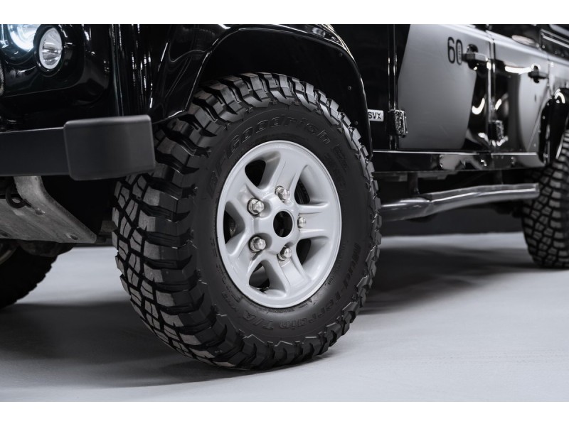 Land Rover Defender SE 2008