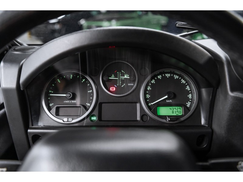 Land Rover Defender SE 2008