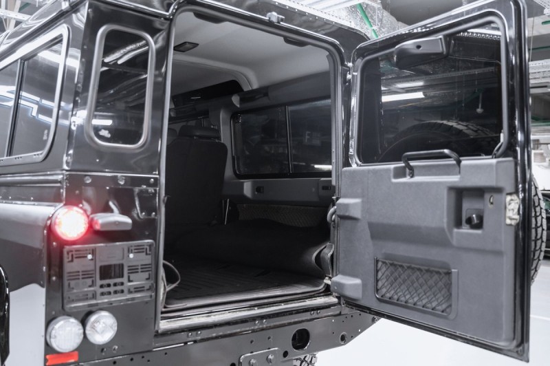Land Rover Defender SE 2008
