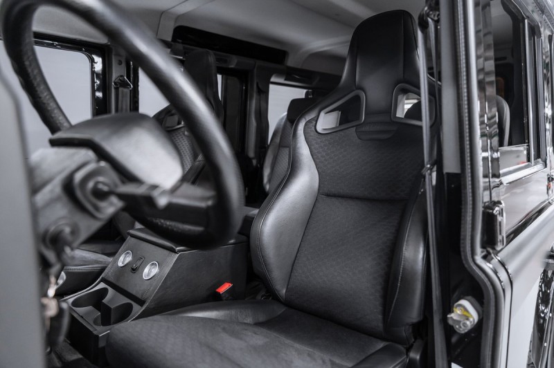 Land Rover Defender SE 2008
