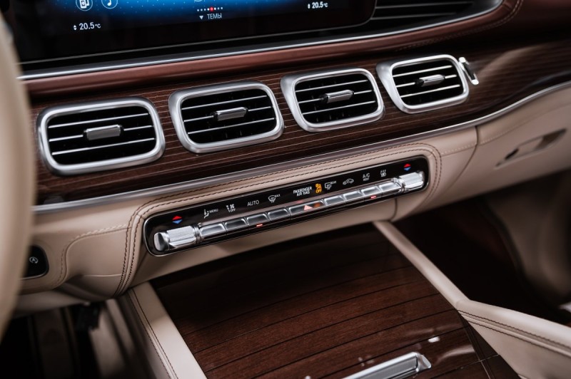 Mercedes-Benz Maybach GLS-класс 600 - 2021
