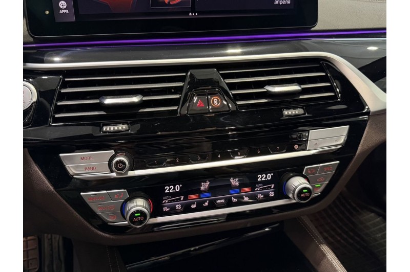 2021 BMW 5 серии Base