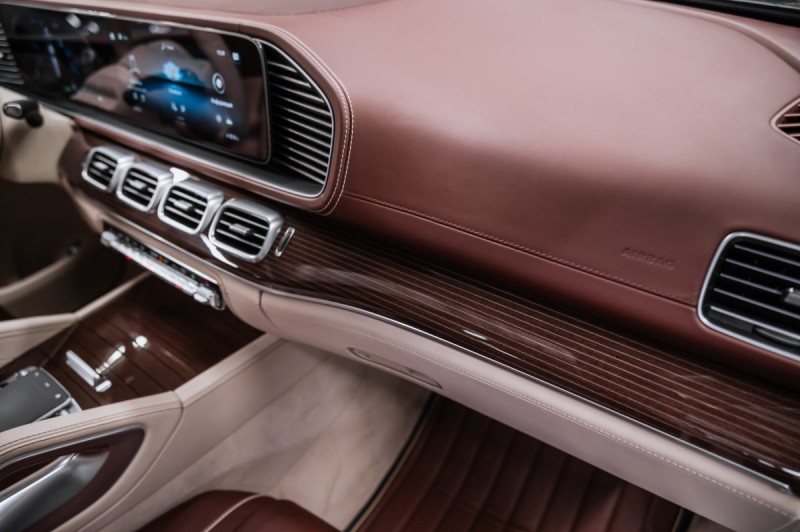 Mercedes-Benz Maybach GLS-класс 600 - 2021