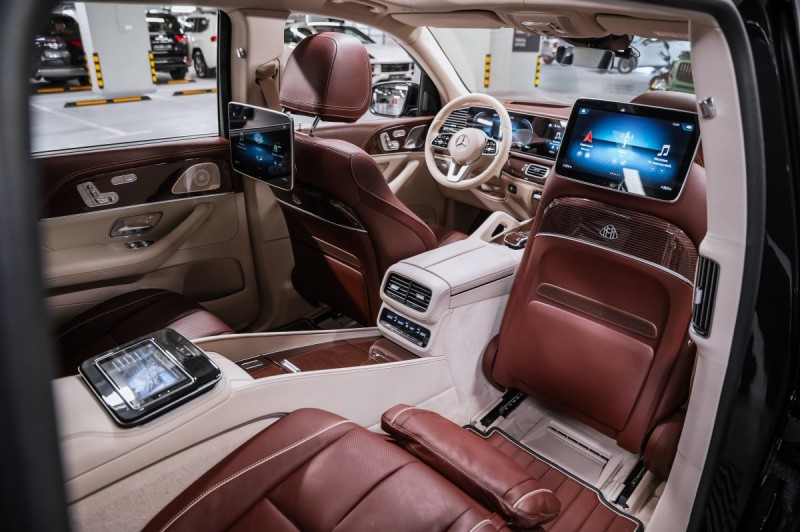 Mercedes-Benz Maybach GLS-класс 600 - 2021