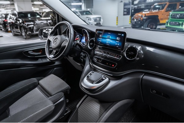 Mercedes-Benz V-Класс  2023