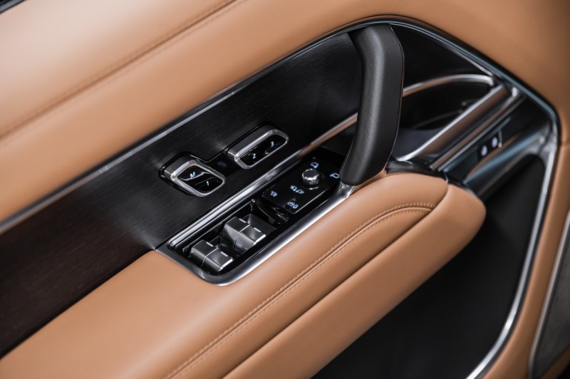 Land Rover Range Rover Autobiography 2025