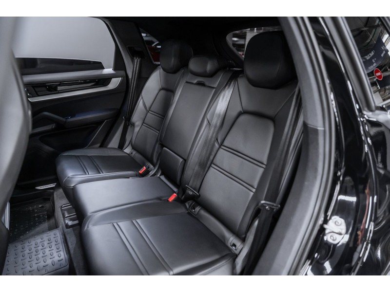 Porsche Cayenne Базовая 2024