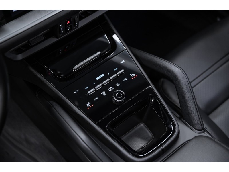 Porsche Cayenne Базовая 2024