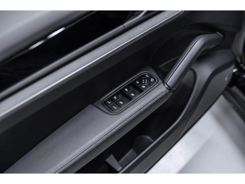 Porsche Cayenne Базовая 2024