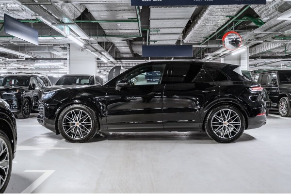 Porsche Cayenne Базовая 2024