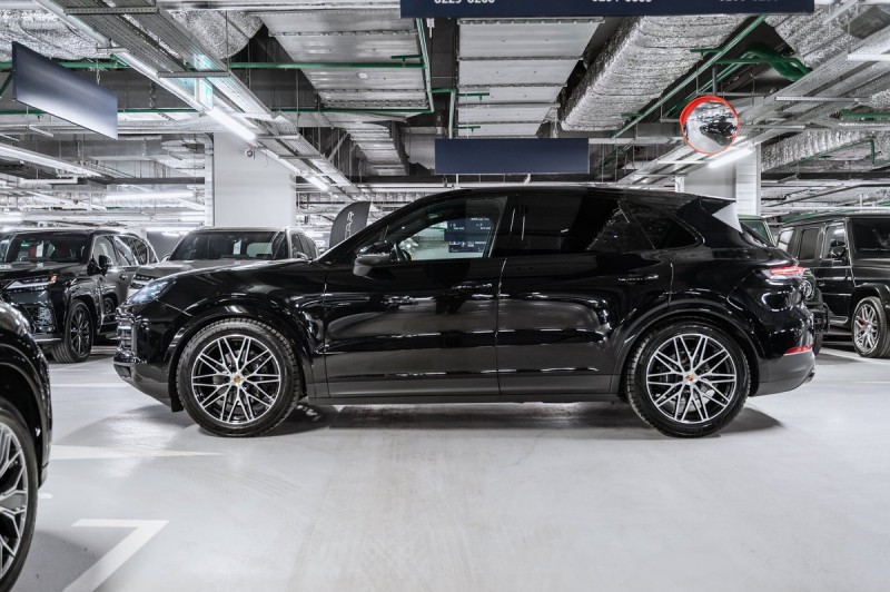 Porsche Cayenne Базовая 2024