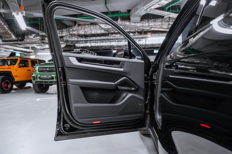Porsche Cayenne Базовая 2024