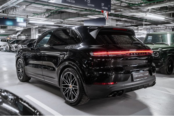 Porsche Cayenne Базовая 2024